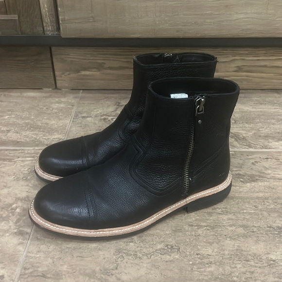 UGG Other - Uggs Mens Boots